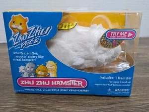 Zhu Zhu Pets White Chunk Hamster 2008 Cepia Toy Needs Batteries New In Box - Picture 1 of 6