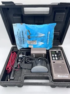 Midland Emergency Deluxe Ready Rescue III 40 Channel CB Radio Model 77 (Parts) - Afbeelding 1 van 7