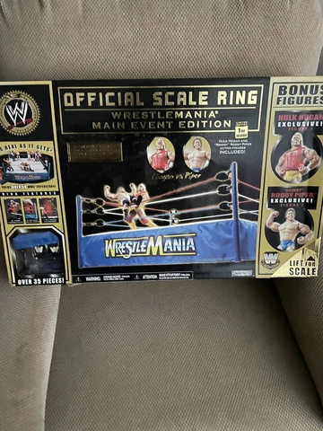 Jakks WWE Classic Superstars WrestleMania Ring Main Event. Hogan and Piper Cover