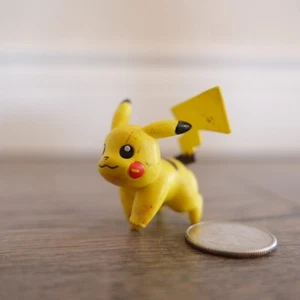Tomy Pikachu Pokemon Figur Pikachu Walking - Bild 1 von 4