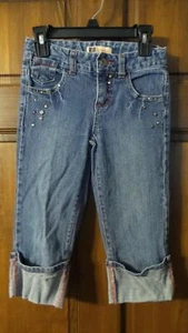 FADED GLORY Denim blue jean capris ~ Stud accents ~ Girl's 7 ~ Pre-owned - Picture 1 of 4