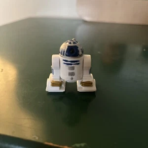 Star Wars R2-D2 Robot 2001 LFL Mini Actionfigur Hasbro PVC 1,5" - Bild 1 von 5