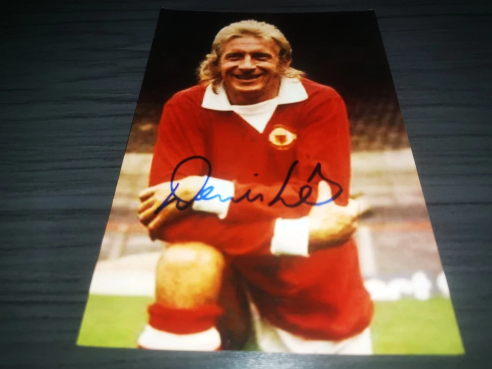 Denis Law hand signed Manchester United photo autograph - Изображение 1 из 1