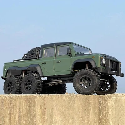 Austar AX-X6 1/10 RC Rock Crawler Car 6x6 30KM/H 2.4Ghz 6WD Remote Control Truck - Image 1 of 4