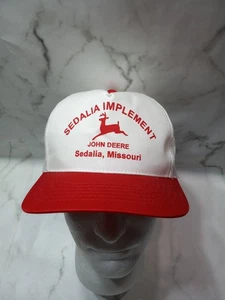 Sombrero de camionero John Deere Sedalia implemento malla rojo blanco ajustable - Imagen 1 de 8