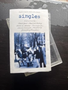 Singles Original Motion Picture Soundtrack Various Artists 1992 Cassette Tested - Bild 1 von 3