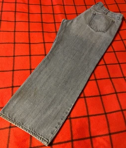 Old Navy Straight Relaxed Legs Men's Waist Size 40/41 X 31 Quality Casual Jeans - Picture 1 of 8