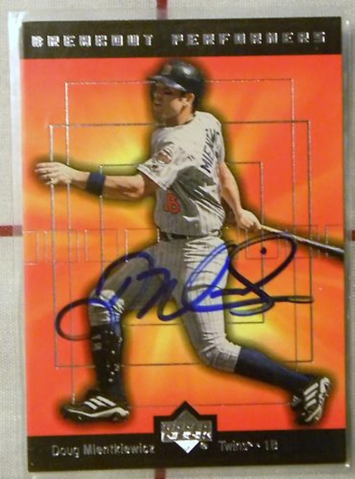Minnesota Twins Doug Mientkiewicz Signed 2001 UpperDeck - Image 1 of 1