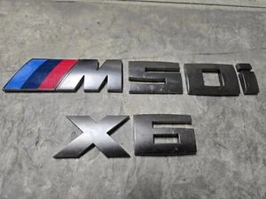 BMW X6 M50i hatch emblem nameplate - Bild 1 von 4