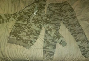 Camo Sweatsuit Boys Size 6 - Picture 1 of 4