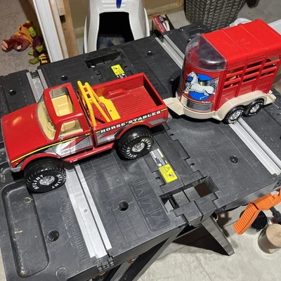 Vintage Nylint 4x4 Horse Stables Trailer Pressed Steel Set NIB 4701 w/Horse - Image 1 of 4