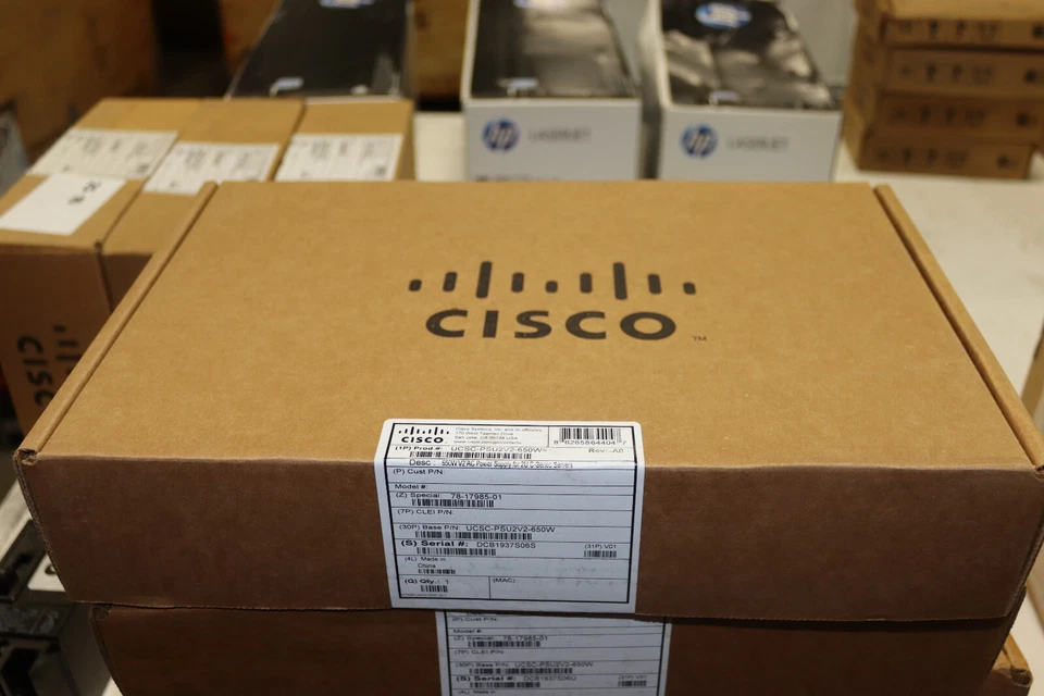 Cisco UCSC-PSU-650W C220 M3 C240 M3 650W 80 Plus Platinum Hot Plug Power Supply - Image 1 of 1