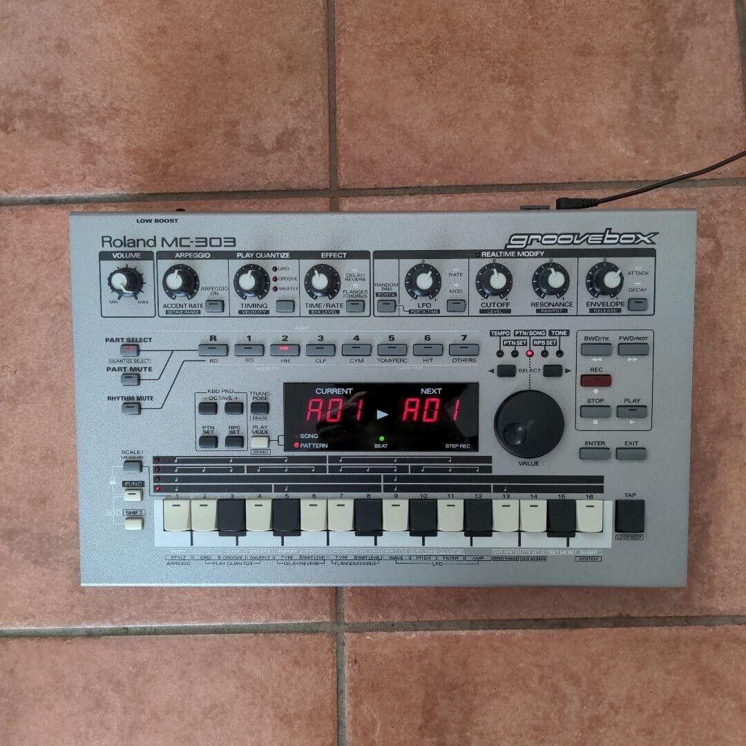 Roland Mc 303 for sale - eBay Roland Mc 303 for sale - eBay
