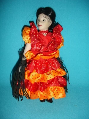 Poupée folklorique  Monde ESPAGNE Flamenco danseuse porcelaine - Photo 1/2