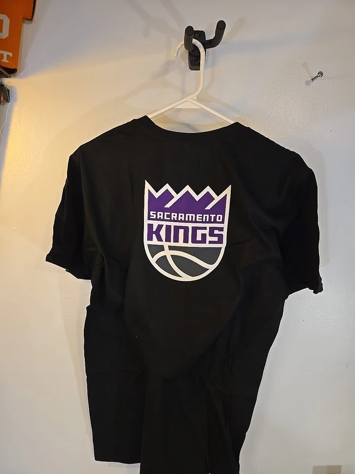 ¡NUEVO CON ETIQUETAS! Camiseta Sacramento Kings Hombre Grande NBA Con Foto 1 de 3