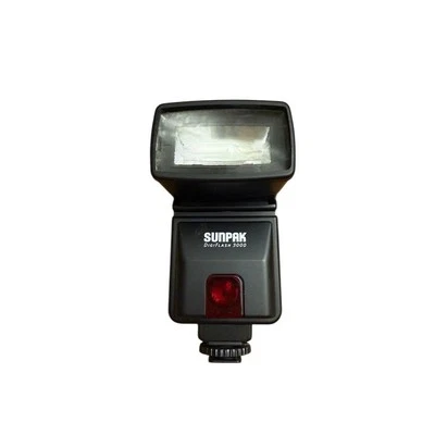 Sunpak DigiFlash 3000 TTL Flash for Nikon DSLR Cameras - Image 1 of 4