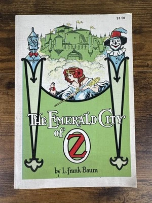 THE EMERALD CITY OF OZ L. Frank Baum White Rand McNally Trade Paperback Foto 1 de 4