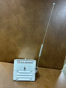VINTAGE ALLIS CHALMERS AM FENDER RADIO TESTED - Picture 1 of 20