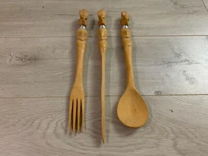 Coltello cucchiaio forchetta utensile servizio insalata egiziana legno intagliato a mano vintage - Foto 1 di 7