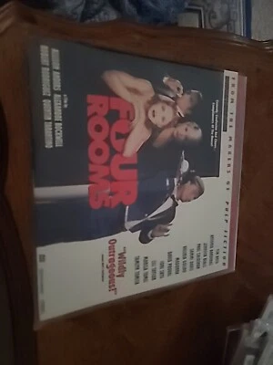 Four Rooms (Laserdisc) Quentin Tarantino Madonna Antonio Banderas Tim Roth Tomei - Image 1 of 2