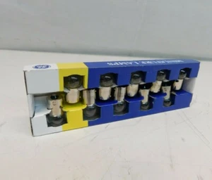 Mini bombilla automotriz de un solo contacto GE 12V BA15s, paquete de 10 ANS167F - Imagen 1 de 6