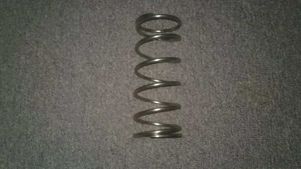 保时捷 911/930 Turbo 原始设备制造商 0.8 巴 Wastegate Boost 弹簧 — 第 1/1 张图片