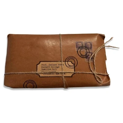 Réplica de utilería Holy Indiana-Jones Grial Diary películas clásicas cosplay Foto 1 de 4