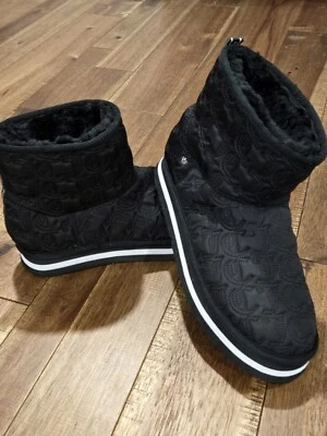 NEW!! Juicy Couture Black Boots Size 9 Fur Lined ANKLE HIGH - Image 1 of 4