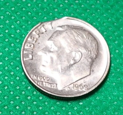 Moneda de diez centavos Error 1968-D - Planchet recortado - AU #1034 Foto 1 de 3