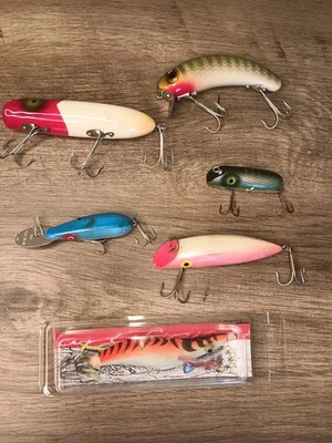 Vtg Fishing Lures Lot Of 5 Various Types South Bend Bass Oreno Wood & Plastic  - Image 1 of 4