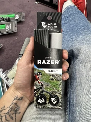 Wolf Tooth Razer Handlebar Grips - 5mm Silicone Vibration Dampening, - Image 1 of 2