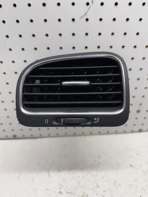 Volkswagen Golf 2011-2014 conductor delantero LH calefacción ventilación bisel OEM 5K0819703K Foto 1 de 4