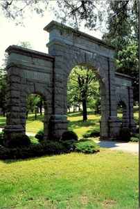 ARCO CONMEMORATIVO Cementerio Blanford MUSEOS DE PETERSBURGO Petersburgo, VA 4x6 Postal - Imagen 1 de 2