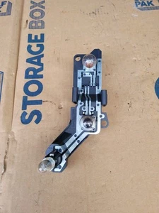 MINI ONE R52 LADO DERECHO BOMBILLA TRASERA SOPORTES BAYONETAS - Imagen 1 de 3