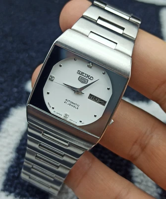 RELOJ ELEGANTE Y CLÁSICO SEIKO 5 TV CUADRADO PLATEADO AÑOS 70 AUTOMÁTICO JAPÓN DE COLECCIÓN RARO Foto 1 de 4