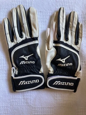 MIZUNO BLACK WHITE WOMEN'S BATTING/GOLF GLOVES SIZE SMALL GOOD CONDITION - Image 1 of 2