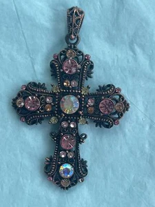 Large Marcasite Cross Pendant with Pink Rhinestones - Foto 1 di 5
