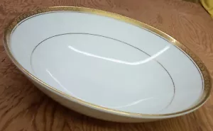 Noritake Richmond Round Serving Dish Ceramic 6124 Gold Trim Japan 8.25" D 2.5" H - Picture 1 of 12