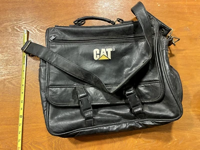 Bolso de cuero Caterpillar negro Foto 1 de 4