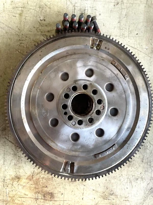 14 15 16 PORSCHE CAYMAN 2.7L - DUAL MASS FLYWHEEL PDK 98111402000 OEM - Image 1 of 3