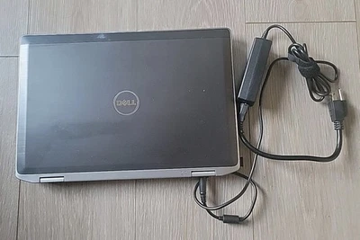 Portátil Dell Latitude E6420 con Intel Core i5, leer  Foto 1 de 4