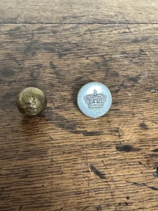 2 Vintage Ww2 royal Artillery Uniform Buttons - Picture 1 of 5