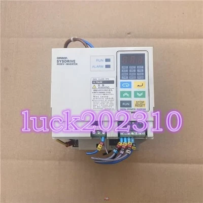 1PC USED Yaskawa inverter 3G3EV-AB007-CE 220V 0.75KW #YY - Image 1 of 3