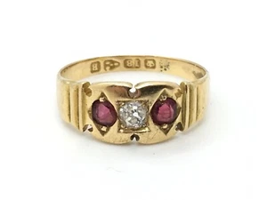 Victorian 18ct yellow gold ruby and diamond three stone gypsy style ring - 3.2g - Picture 1 of 9