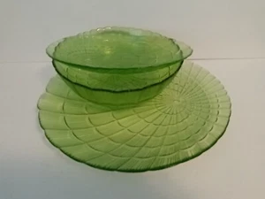 Pasabahce Green Glass Shell Pattern 3 Pc Set - Picture 1 of 19