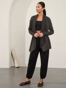 ATHLETA Pranayama Restore Wrap | Truffle Brown Large Tall #882498 NEW - Picture 1 of 4