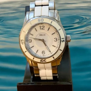 Reloj de buceo Relic para mujer resistente al agua 50M manecillas luminosas todo acero inoxidable - Imagen 1 de 11
