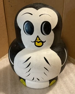 Vintage Penguin Wooden Nesting Dolls 9 Penguin Set Adorable EX+ - Picture 1 of 3