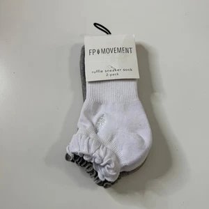 NWT FREE PEOPLE LUCKY HONEY Ruffle Sneaker Socks 2 Pack White Gray One Size - Picture 1 of 3