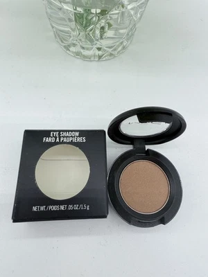 MAC Eye Shadow Soba Satin .05oz / 1.5g - Image 1 of 2